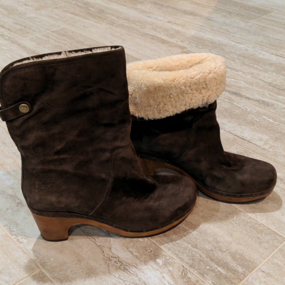 UGG Brown Suede Boots size 9